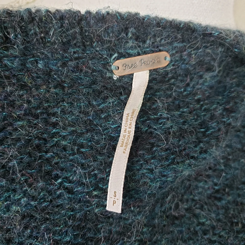 Free People soft neck